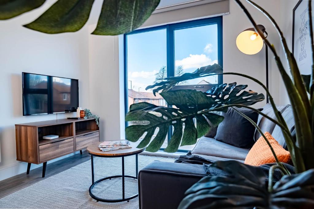 The Interchange Opulent Living Serviced Accommodation Manchester, 2 Bedroom Apartments Available, Book Today room 6